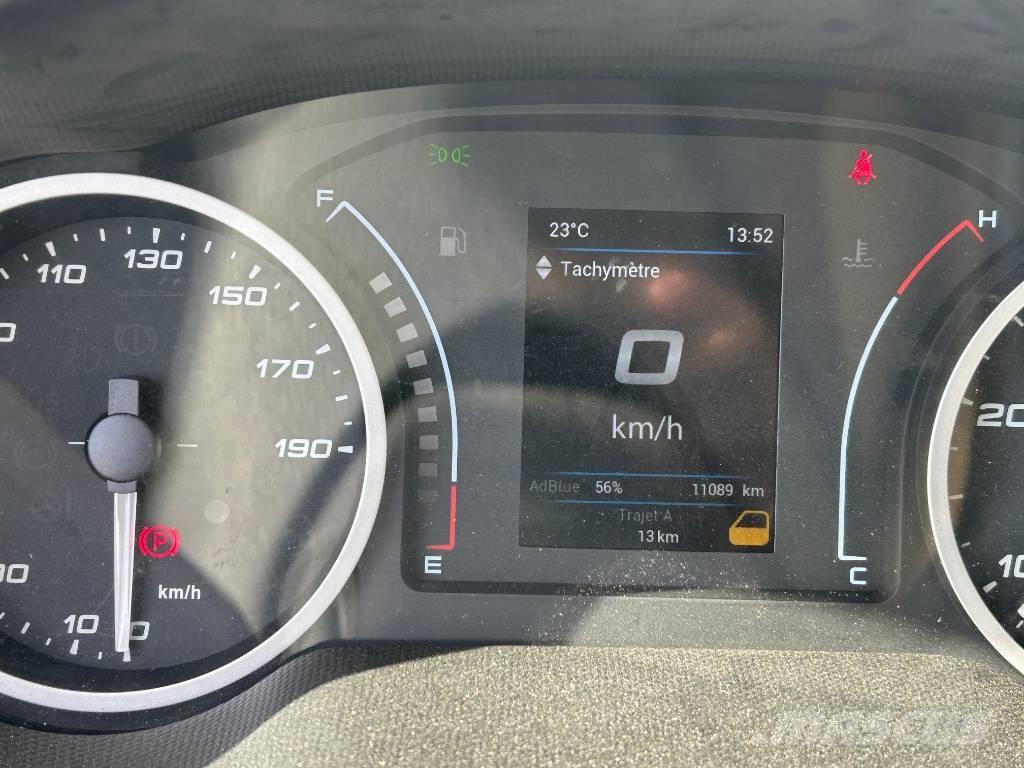 Iveco IS35SI2AA Bilmontert lift