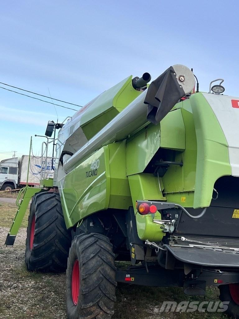 CLAAS Tucano 480 Skurtreskere