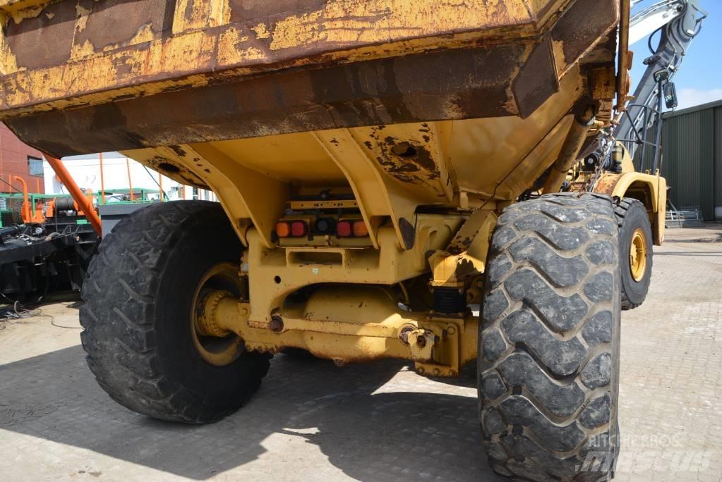 CAT 735 Rammestyrte Dumpere