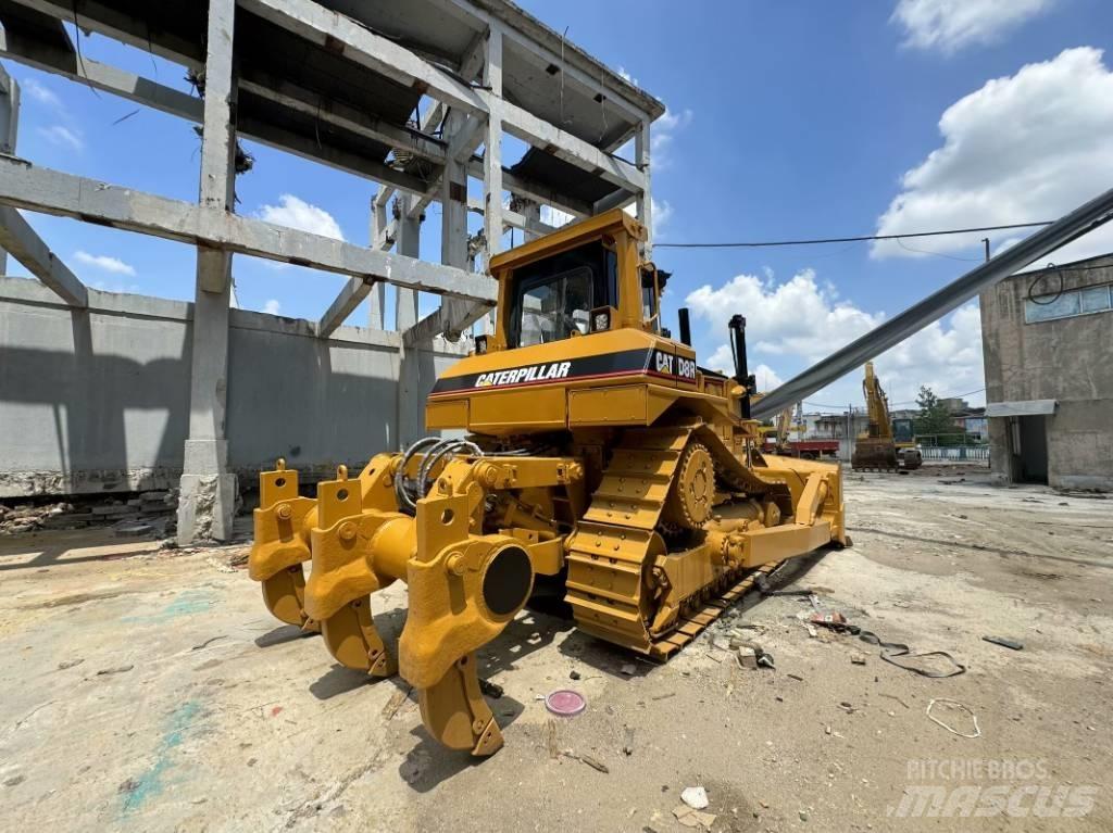 CAT D 7 R Dozere Beltegående