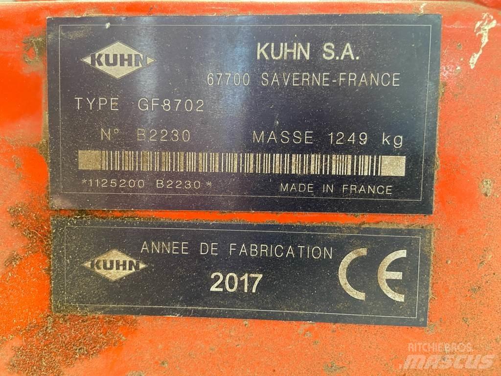 Kuhn GF8702 Raker og høyvendere