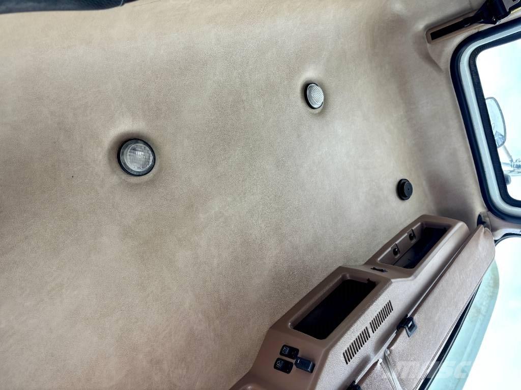 Mack GU713 Bergingsbiler