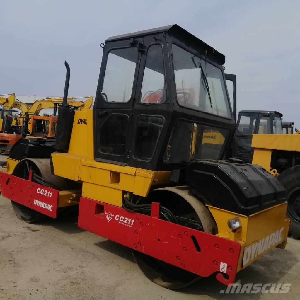 Dynapac CC 211 Tandem Valser