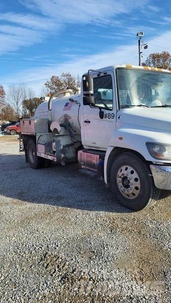 Hino Toilet Truck Tankbiler