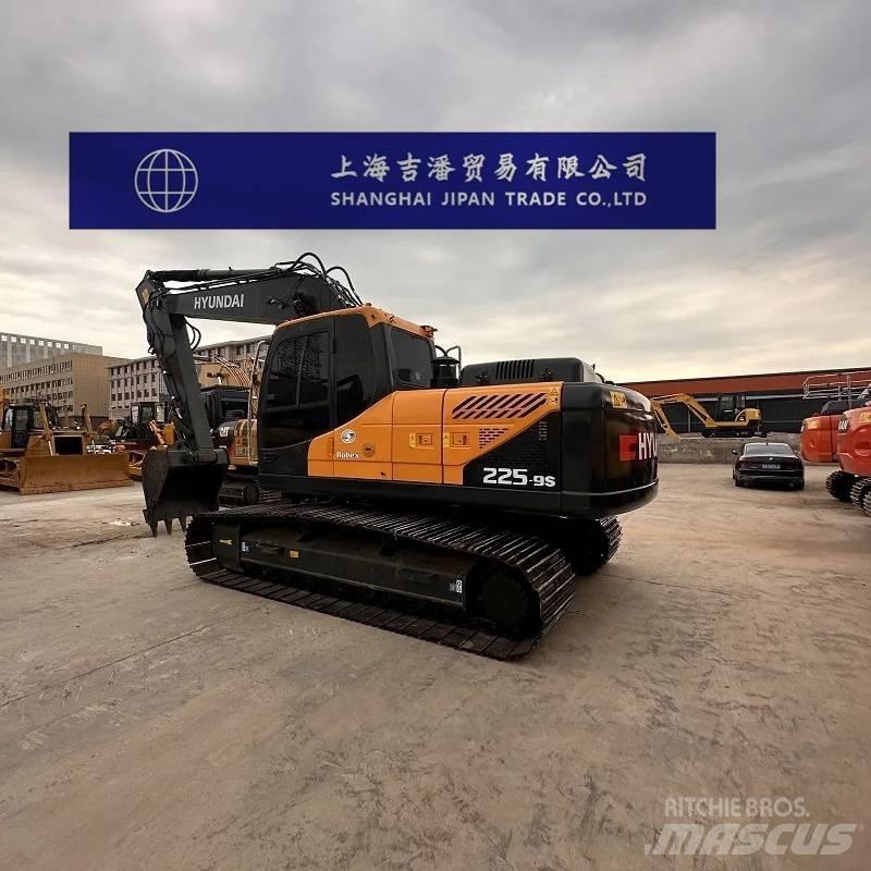 Hyundai R225 Beltegraver