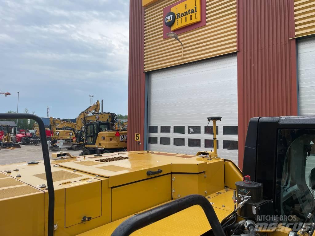CAT 330 Beltegraver
