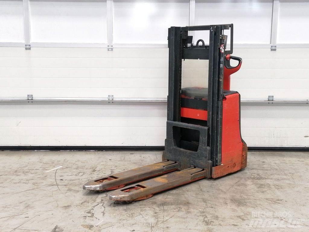 Linde D08 Lavtløftende plukketruck