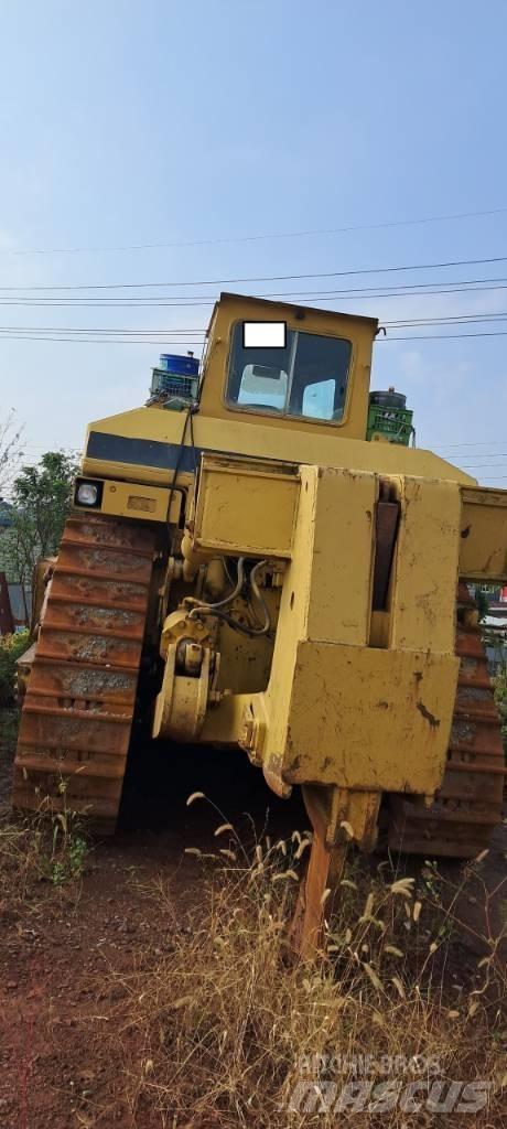 CAT D 9 N Dozere Beltegående