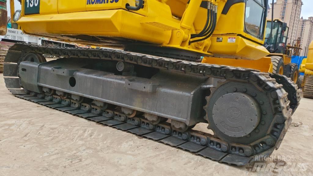 Komatsu PC130-7 Beltegraver