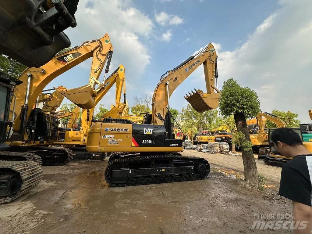 CAT 329 D Beltegraver