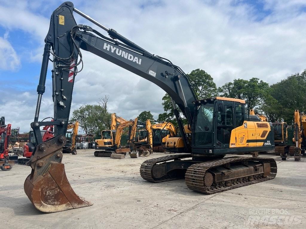 Hyundai HX220AL Beltegraver