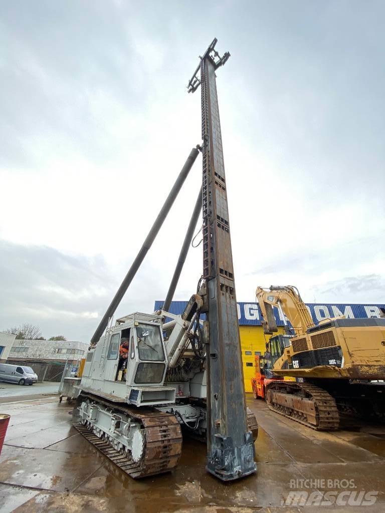 Hitachi KH 150-3 Fundamenterings rigger