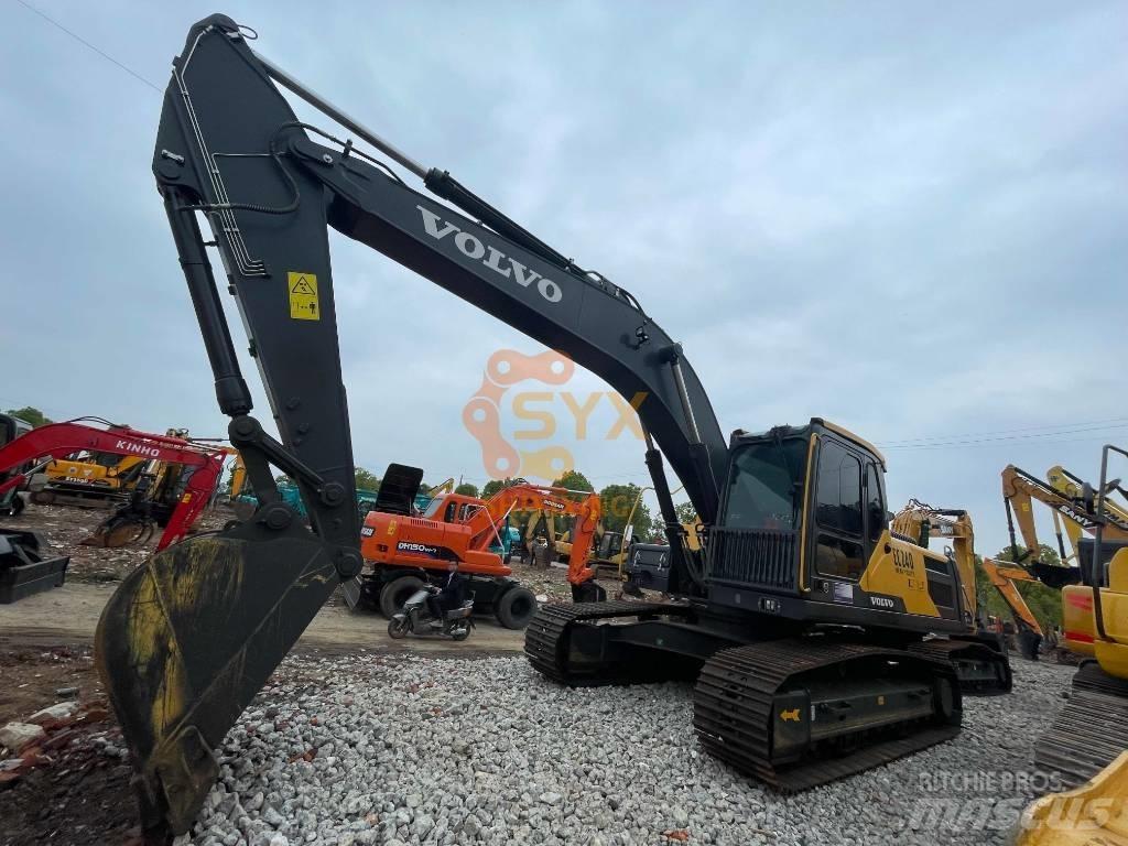 Volvo EC 240 B Beltegraver