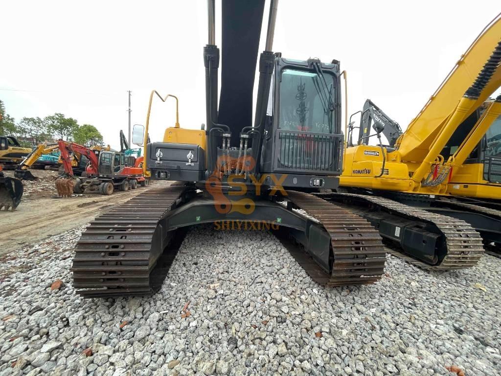 Volvo EC 240 B Beltegraver