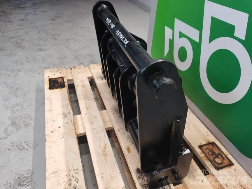 JLG 307 adaptation Bommer og stikker