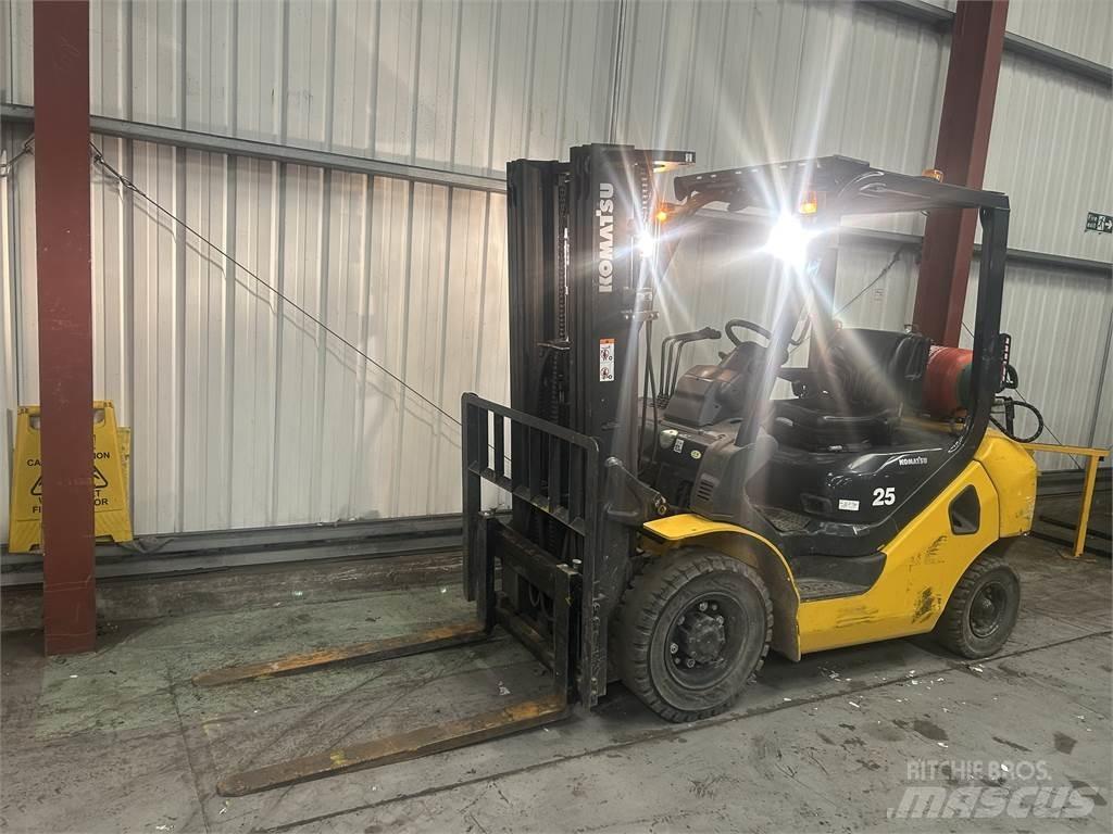 Komatsu FG25HT-17 Propan trucker