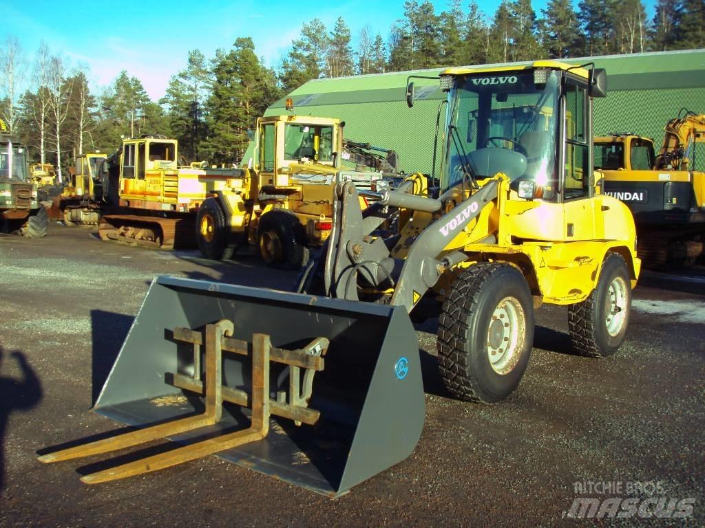 Volvo L 30 Hjullastere