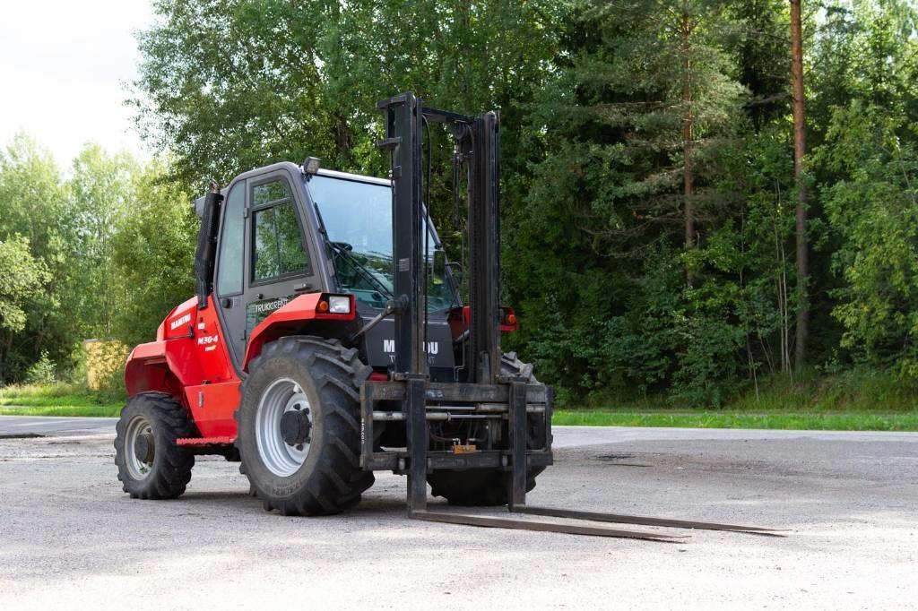 Manitou M 30.4 Terrenggående gaffeltruck