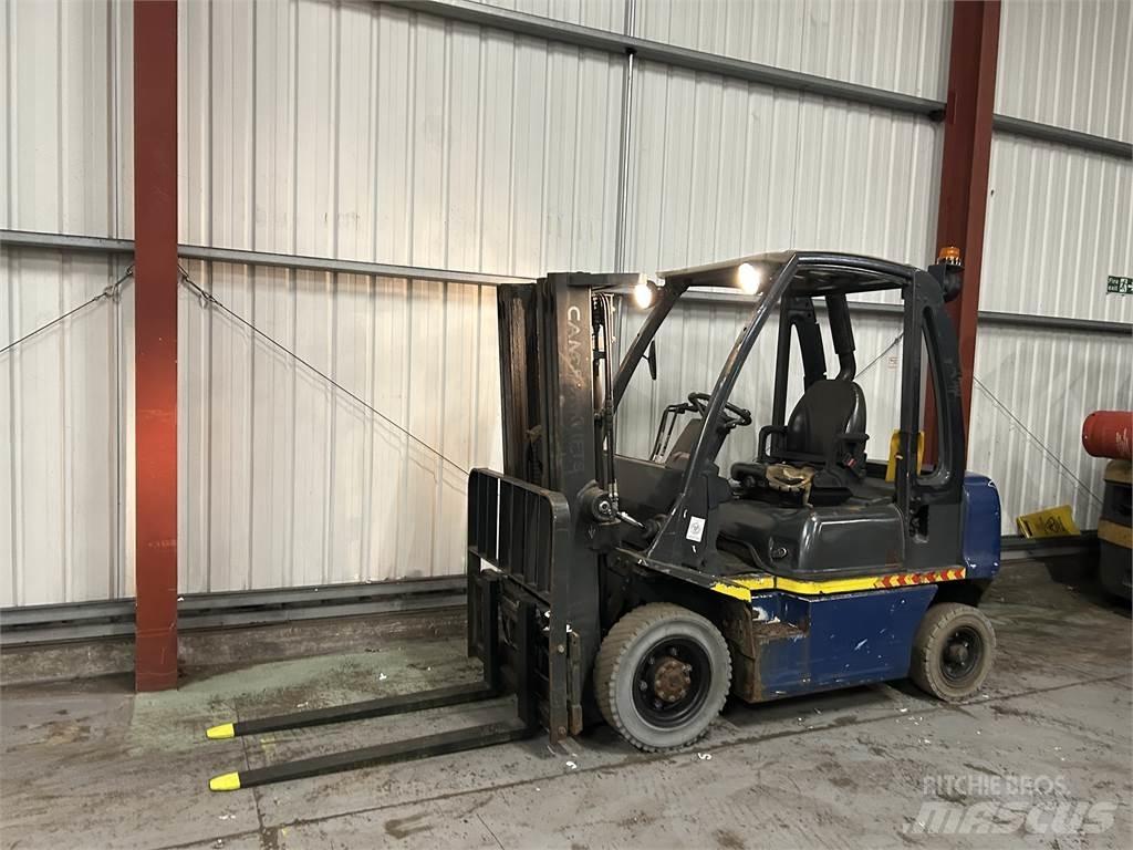 Nissan Y1D2A25Q Diesel Trucker