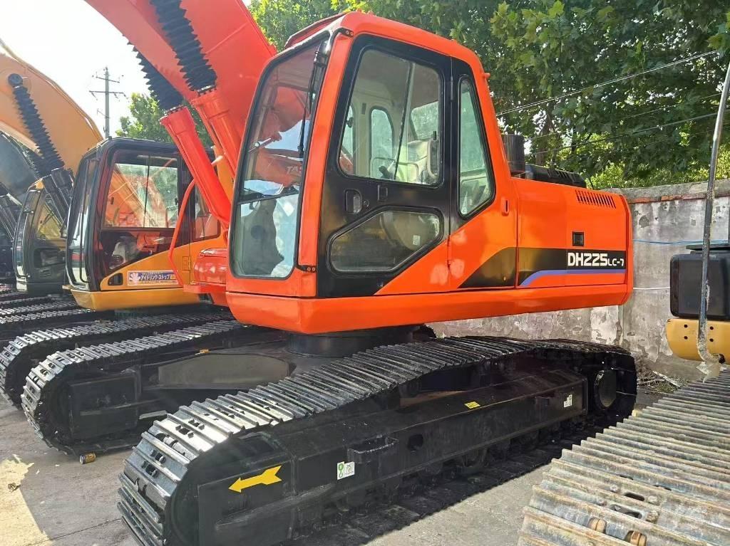 Doosan DH 225 LC-7 Beltegraver