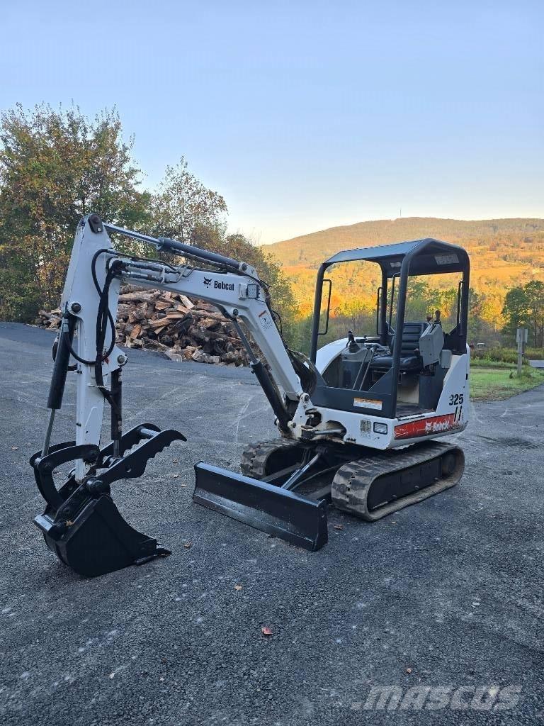 Bobcat 325 G Minigravere <7t