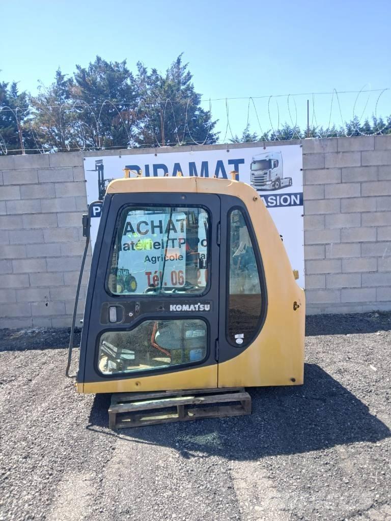 Komatsu PC 210 Førerhus og Interiør