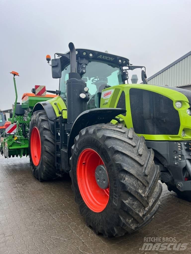CLAAS Axion 930 Traktorer