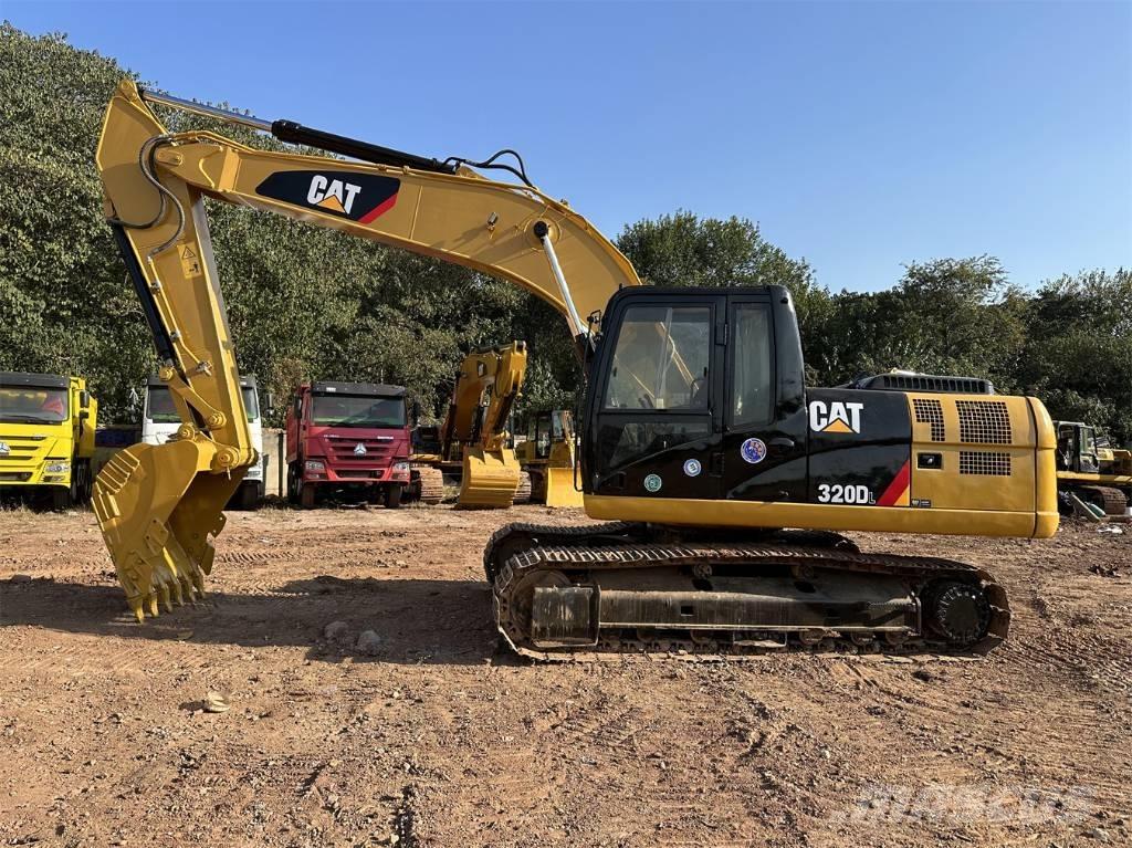 CAT 320D Beltegraver
