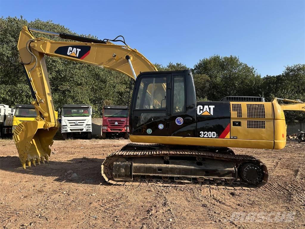 CAT 320D Beltegraver