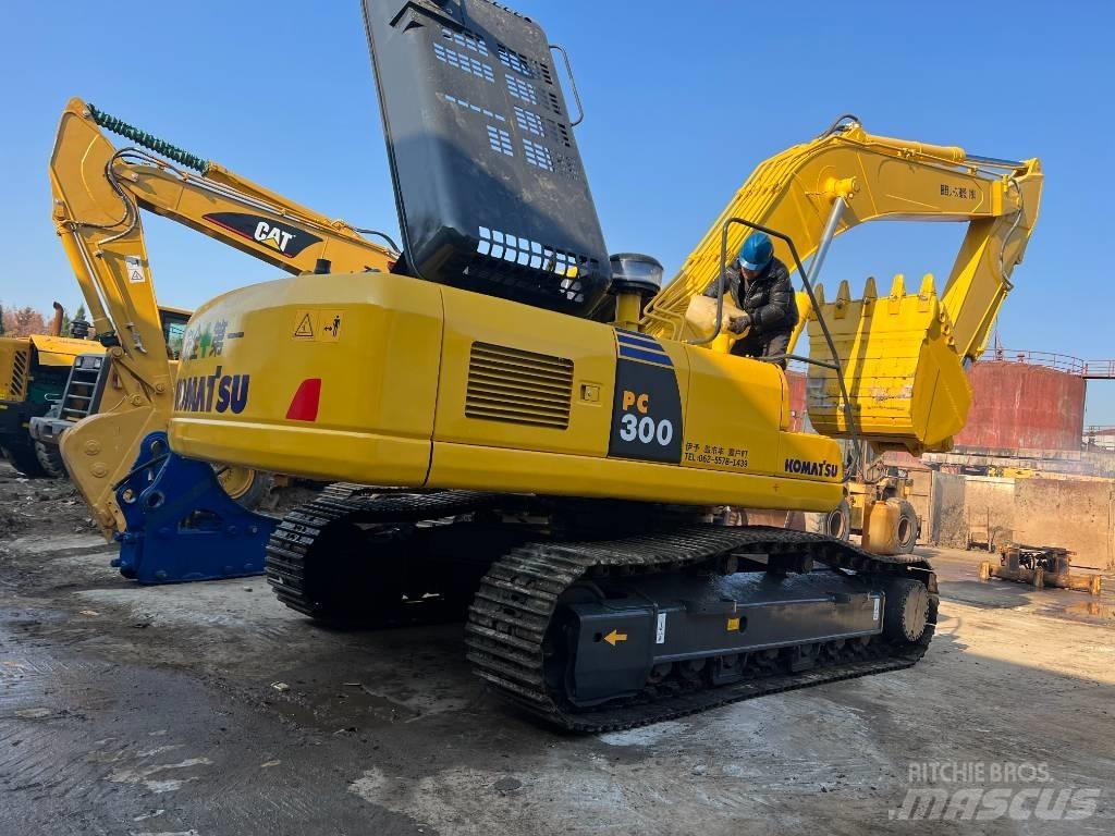 Komatsu PC300 Beltegraver