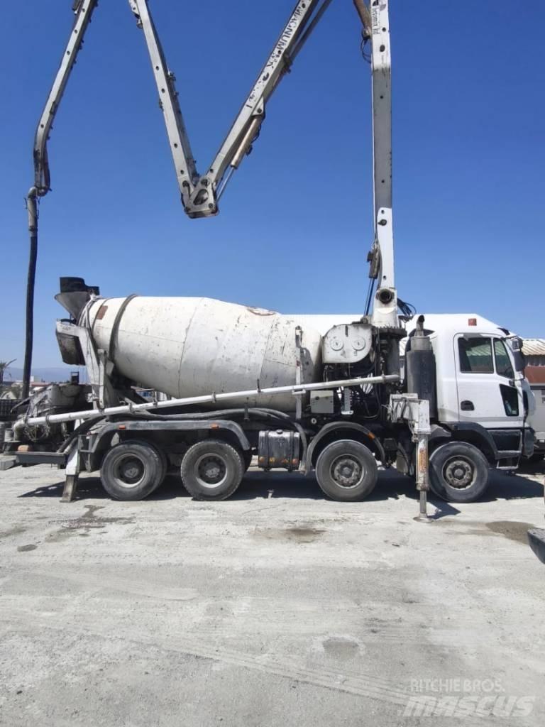 Astra Betonpompa Betongbiler