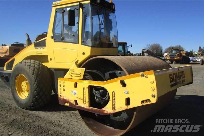 Bomag B213DH-4 Kombivalser