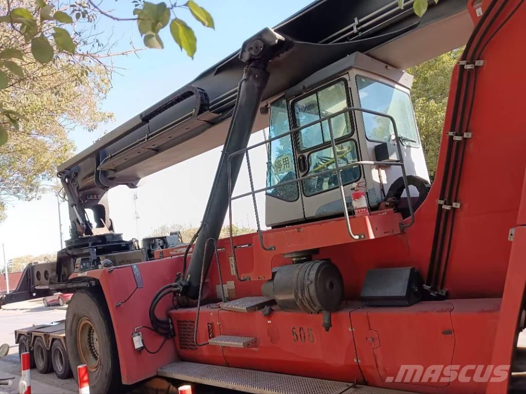 Kalmar DRT 450 Reachstackere