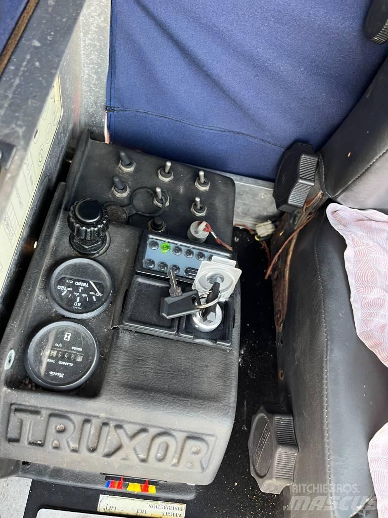 Truxor 4700 Gå-bak gressklippere