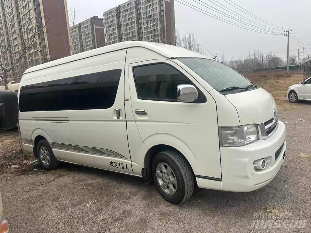 Toyota Coaster Intercity busser