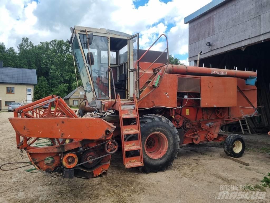 Laverda M152 Skurtreskere