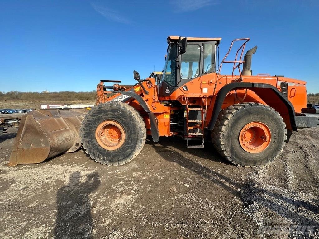 Doosan DX420-3 Hjulgravere