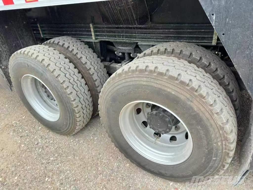 Sany STC 250 E Røff terreng kraner
