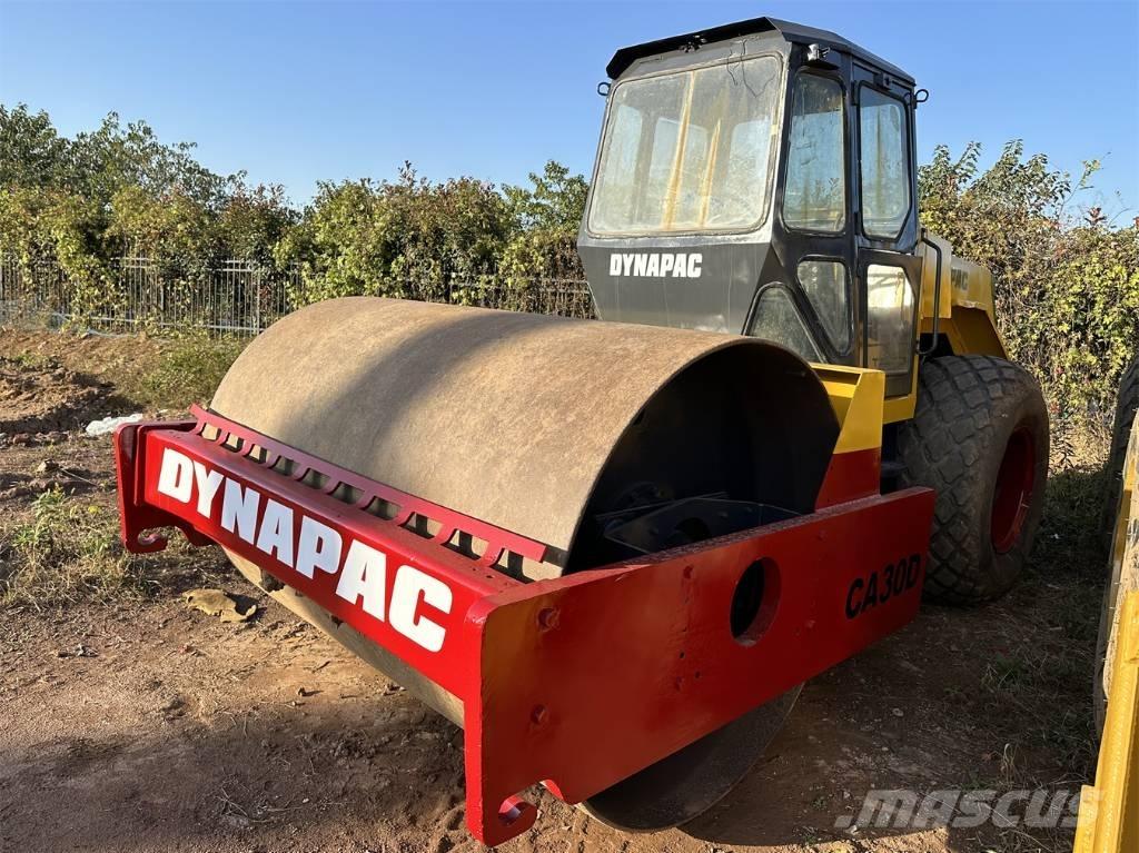 Dynapac CA 30 D Valsetog