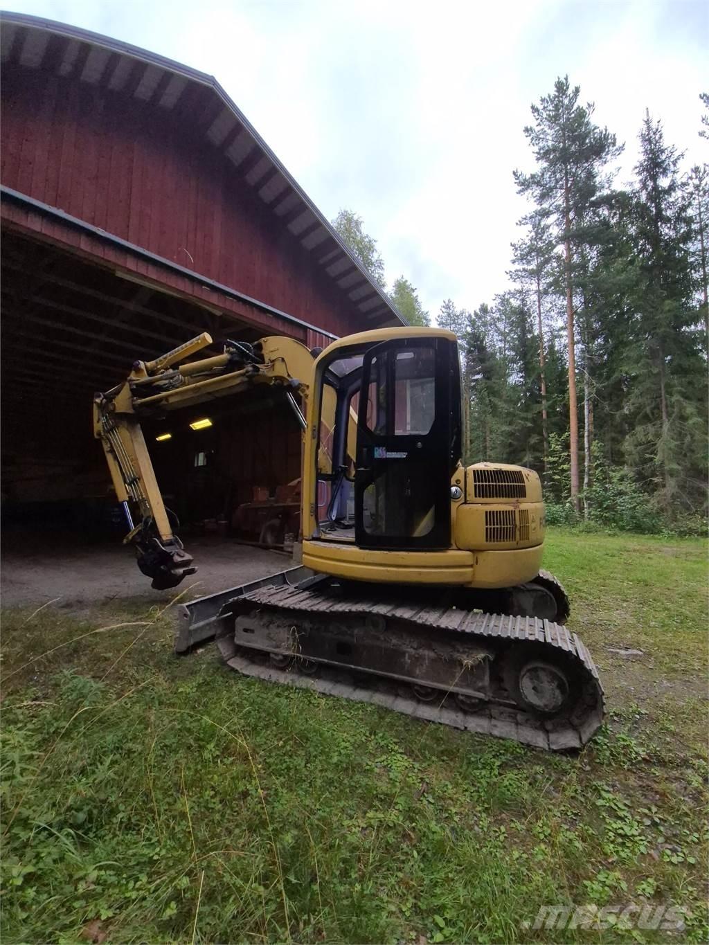 Komatsu PC75 UU Beltegraver