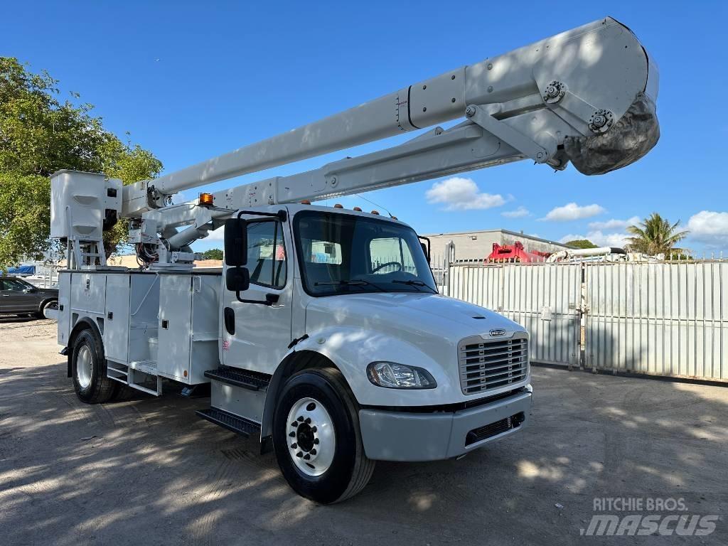 Freightliner M2 Bilmontert lift