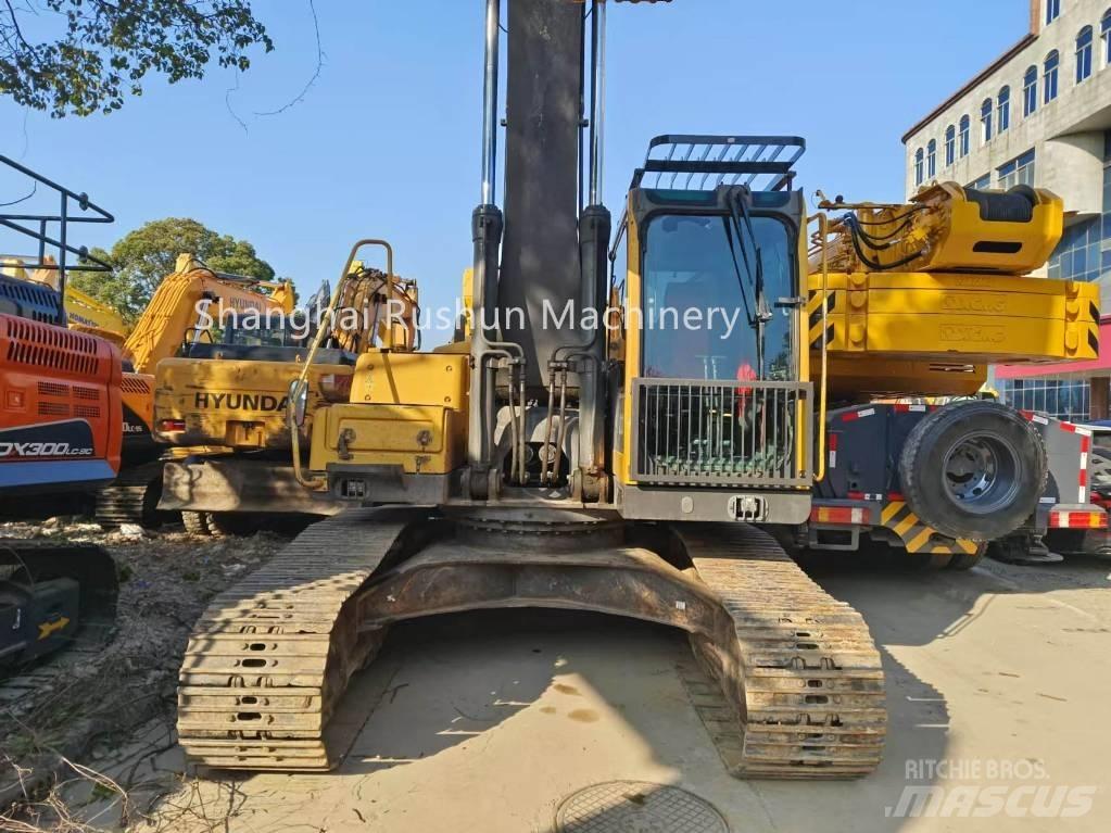 Volvo EC240 Beltegraver