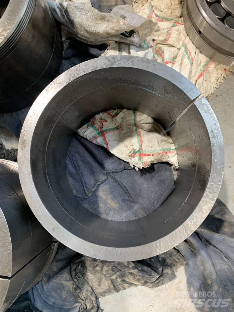  SKF AOH 24156/245 Aksler