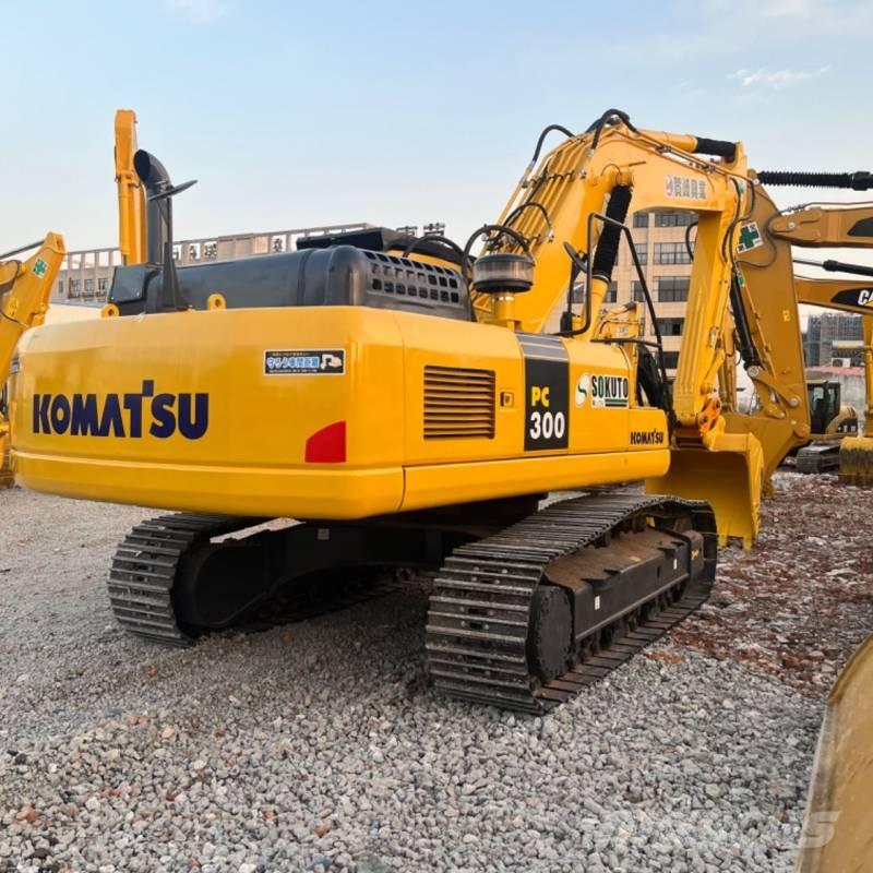 Komatsu PC 300 Beltegraver