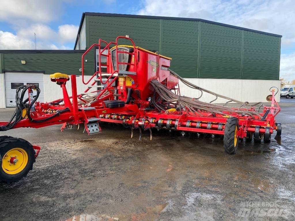 Väderstad Rapid800 Såmaskiner