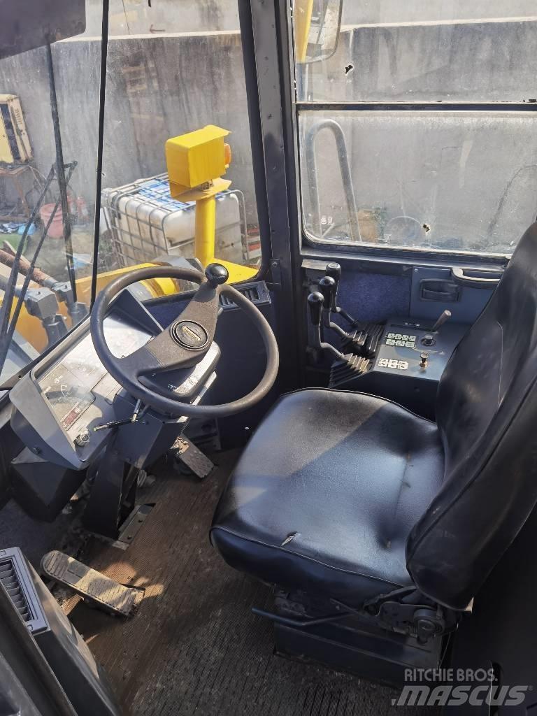 Komatsu WA 470 Hjullastere