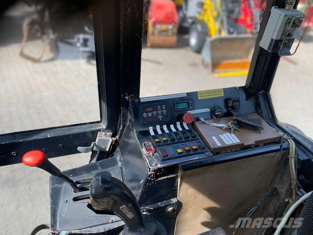 John Deere 6400 Traktor med skogsutstyr