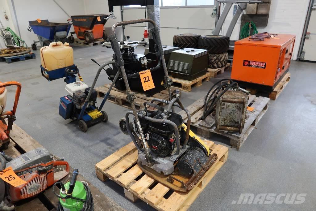 Dynapac LF 75 Vibroplater