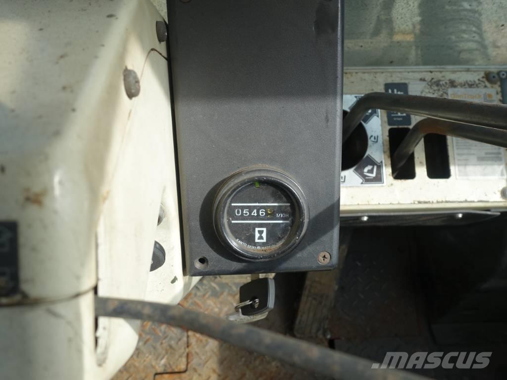 Nissan EGH02 A 30 U Diesel Trucker