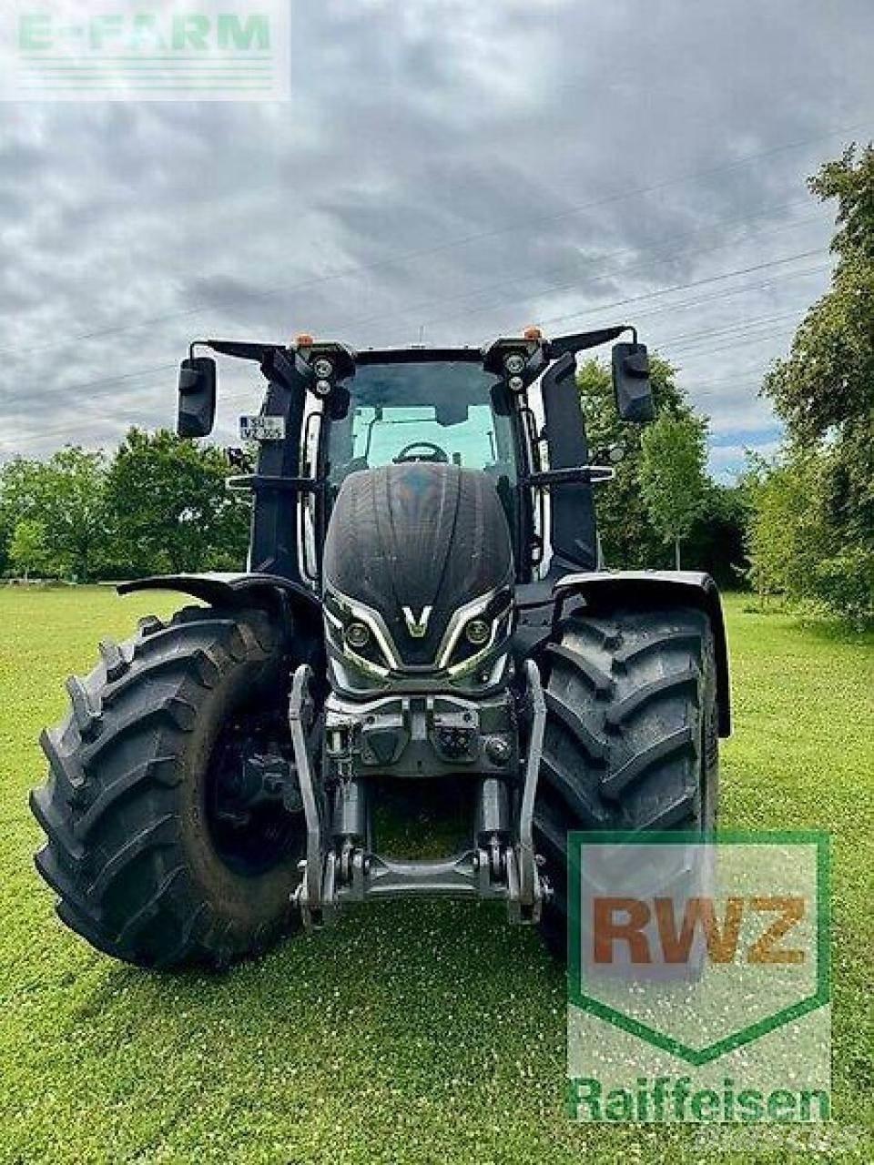 Valtra q305 Traktorer